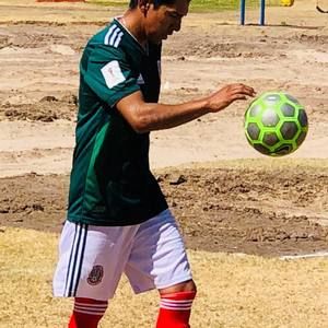 Meet your Posher, Julio